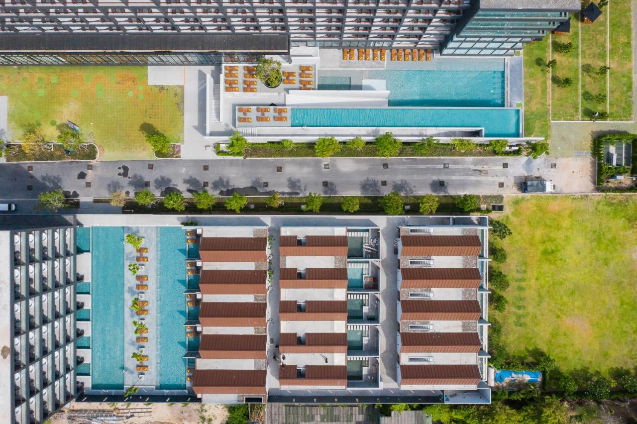 Ana Anan Resort & Villas Pattaya Na Chom Thian Extérieur photo Aerial view of the hotel